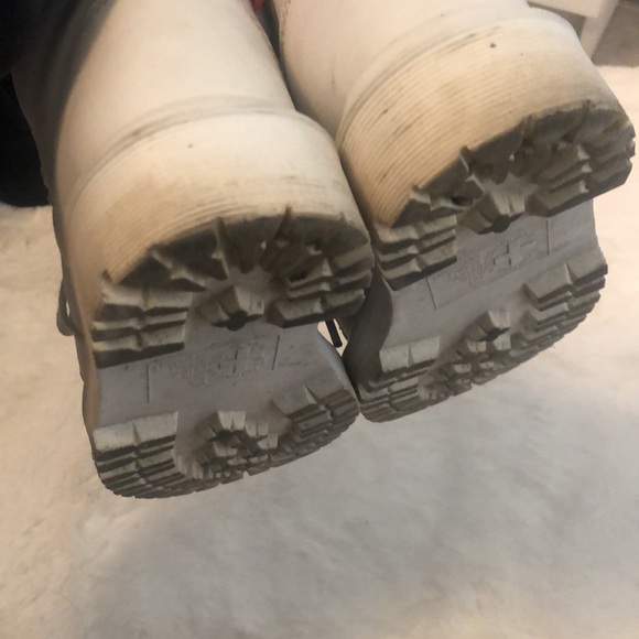 Dr. Martens chunky white genuine leather boots size 6 - Picture 7 of 7